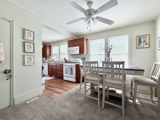 Charming Downtown Ferndale Rental – Prime Location!