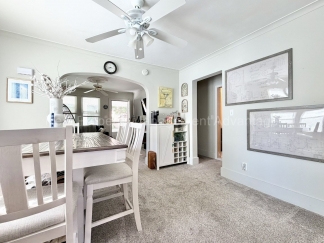 Charming Downtown Ferndale Rental – Prime Location!