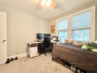 Charming Downtown Ferndale Rental – Prime Location!