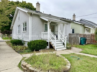 Charming Downtown Ferndale Rental – Prime Location!