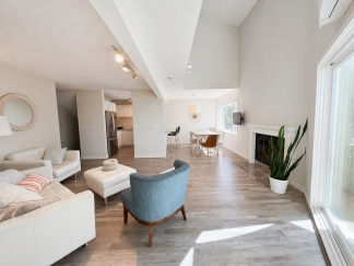 Renovated Los Gatos Retreat Backing to Oak Meadow Park