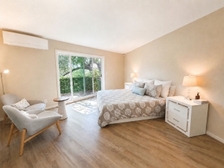 Renovated Los Gatos Retreat Backing to Oak Meadow Park