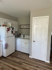 Newly Renovated 2-Bedroom Townhouse in Front Royal _ Pet Friendly well maintained home.