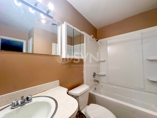 313 Vanderbilt Dr