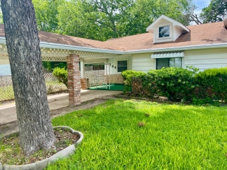 Charming Historic 2 Bedroom Home Near Downtown San Antonio