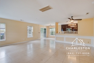 202 Seneca River Dr - Available now!