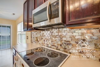 202 Seneca River Dr - Available now!