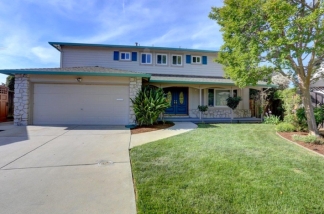 Executive 5BR Home with Private Backyard Retreat