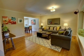 Executive 5BR Home with Private Backyard Retreat