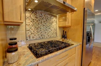 Executive 5BR Home with Private Backyard Retreat