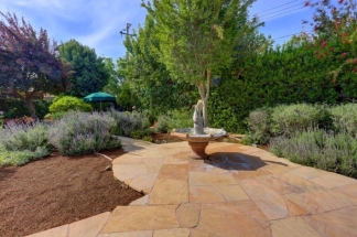 Executive 5BR Home with Private Backyard Retreat