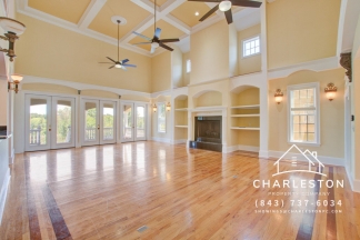 1739 Indigo Island Dr - Available now!