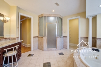 1739 Indigo Island Dr - Available now!