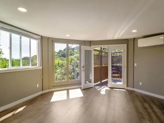Cottage Retreat Minutes from Downtown Los Gatos & Saratoga