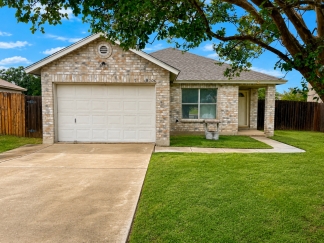 Charming 3 Bedroom Home Near Randolph AFB in Converse
