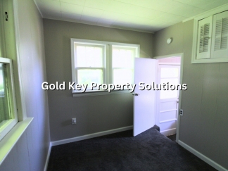 2 BR 1 BA House with Covered Front Porch (NO SECTION 8)
