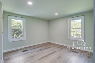 200 Easy St - Available Now!