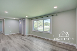 200 Easy St - Available Now!