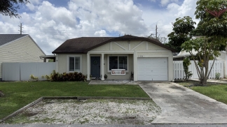 Charming 3BR/2BA Home in Boca Heights with Spacious Fenced Yard