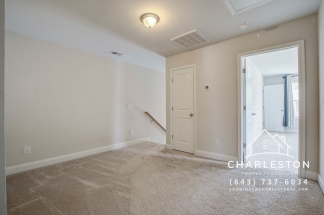 7824 Montview Rd - Available 8/18!