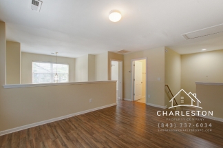 2457 Scholar Ln Available 8/18!