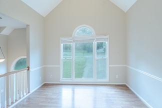 Beautifully Updated 5BR/3BA Home – No Carpet, Fresh Paint, Large Storage & Flexible Floor Plan!