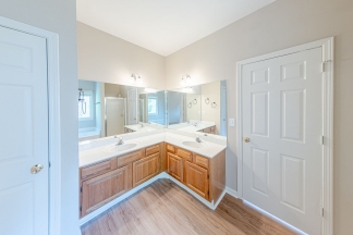 Beautifully Updated 5BR/3BA Home – No Carpet, Fresh Paint, Large Storage & Flexible Floor Plan!