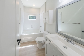 Modern 2‑Bedroom Retreat Near Westside Reservoir Park | 18-Month Lease