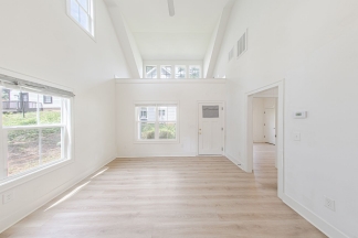 Modern 2‑Bedroom Retreat Near Westside Reservoir Park | 18-Month Lease