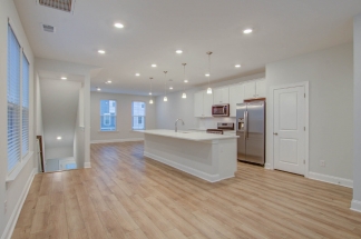 1237 Tice Ln - Available 8/18!