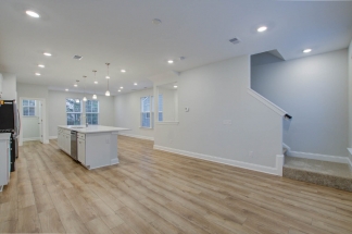 1237 Tice Ln - Available 8/18!