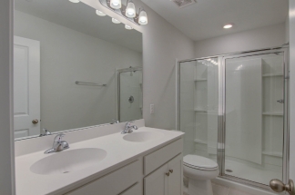 1237 Tice Ln - Available 8/18!
