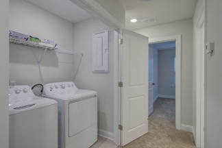 1237 Tice Ln - Available 8/18!