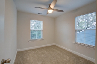 1237 Tice Ln - Available 8/18!