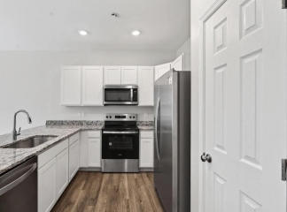 Free Application Fee — Refunded Upon Approval Through August 31! Modern 3BR/3BA Townhome with Garage in the Heart of Luray – Near Skyline Drive! Coming Soon Available 9/1/2026