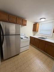 402 Cherrydale Avenue | 2-Bedroom Apartment for Rent with Shared Courtyard and Lawn Care Included | Available Now 402 Cherrydale Avenue | 2-Bedroom Apartment for Rent with Shared Courtyard and Lawn Care Included | Available Now