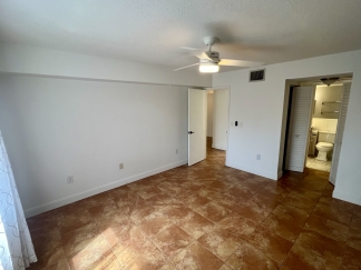 Move-In Ready 1-bed, 1-bath, Sarasota Condo off University Pkwy for rent!