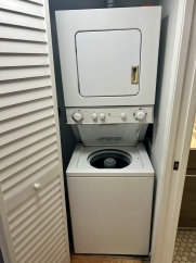 Move-In Ready 1-bed, 1-bath, Sarasota Condo off University Pkwy for rent!