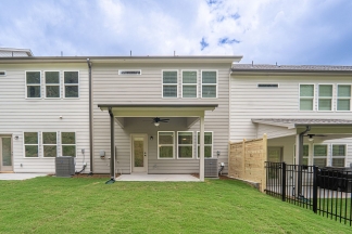 Never-Lived-In 3BR/3BA Home Featuring Modern Design & Premium Finishes