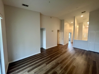 Plaza De Flores Gem: 2BR/2BA Sarasota Condo with Premium Amenities
