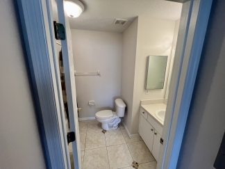 Plaza De Flores Gem: 2BR/2BA Sarasota Condo with Premium Amenities