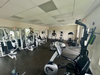 Plaza De Flores Gem: 2BR/2BA Sarasota Condo with Premium Amenities