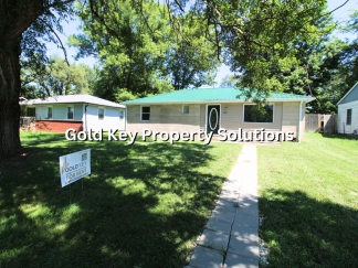 MUNCIE 3 BR 1 BA House with New Flooring and Paint (SECTION 8 APPROVED)