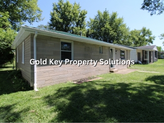 MUNCIE 3 BR 1 BA House with New Flooring and Paint (SECTION 8 APPROVED)