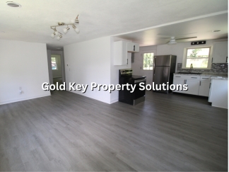 MUNCIE 3 BR 1 BA House with New Flooring and Paint (SECTION 8 APPROVED)