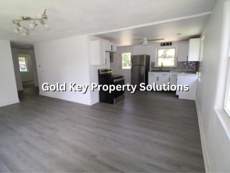 MUNCIE 3 BR 1 BA House with New Flooring and Paint (SECTION 8 APPROVED)