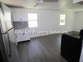 MUNCIE 3 BR 1 BA House with New Flooring and Paint (SECTION 8 APPROVED)