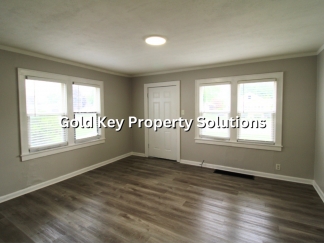 Remodeled 1 BR 1 BA Duplex with Basement (SECTION 8 APPROVED)