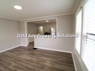 Remodeled 1 BR 1 BA Duplex with Basement (SECTION 8 APPROVED)