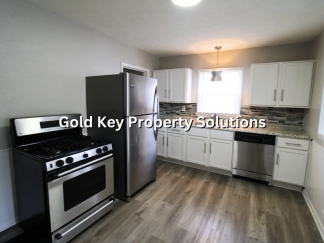 Remodeled 1 BR 1 BA Duplex with Basement (SECTION 8 APPROVED)